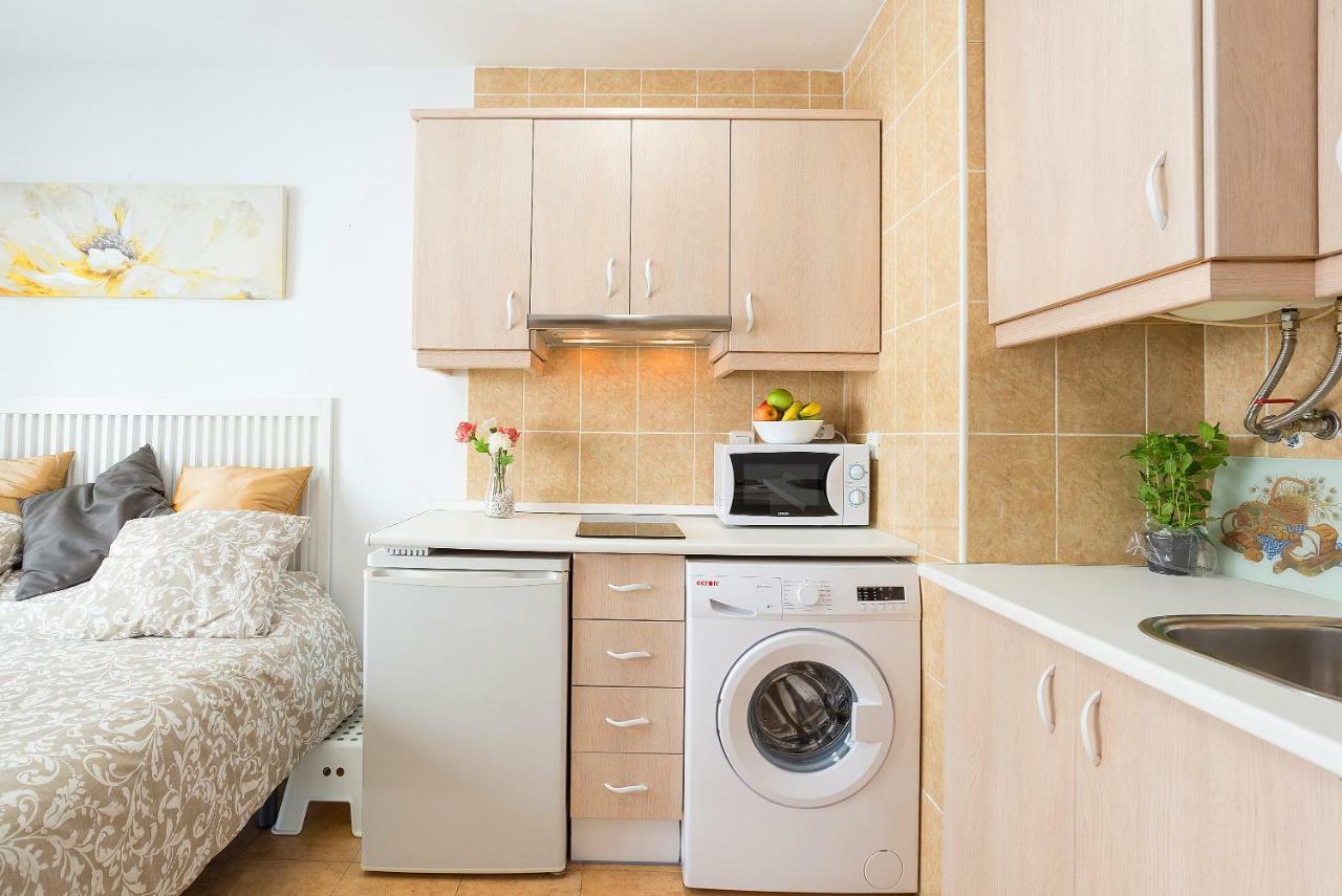 Studios Nerja Center D Екстер'єр фото