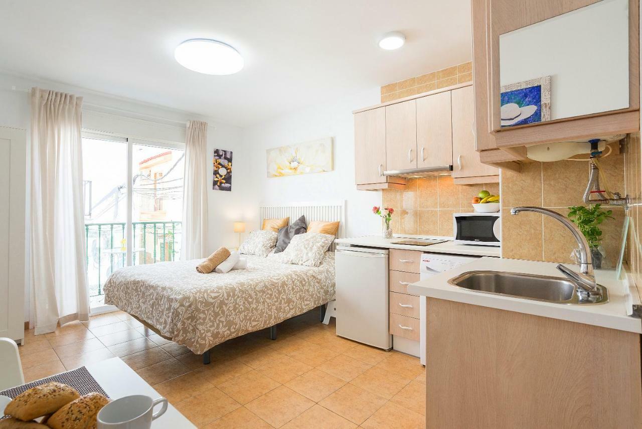 Studios Nerja Center D Екстер'єр фото
