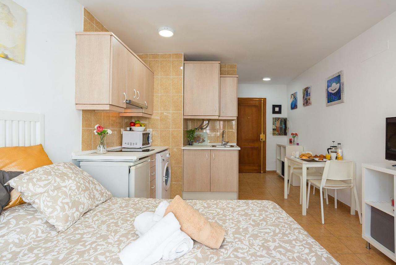Studios Nerja Center D Екстер'єр фото